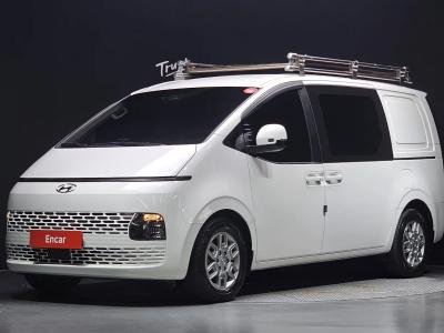 Hyundai Staria 2022